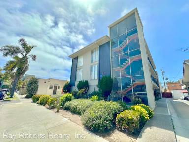 Main picture of 315 Gladys Ave