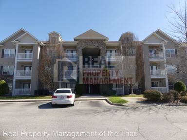 Main picture of 7100 W Friendly Ave