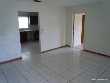 Main picture of 1281 SW 11th Ave