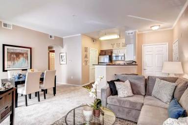 Main picture of IMT Cherry Creek