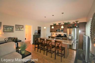 Main picture of 415 15th St