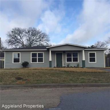 Main picture of 112 Ehlinger Dr