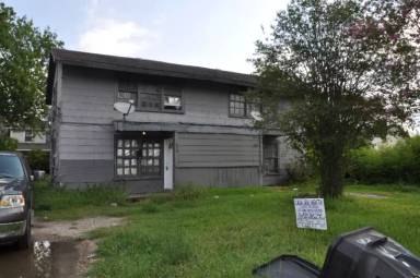 Main picture of 3915 Tuam St