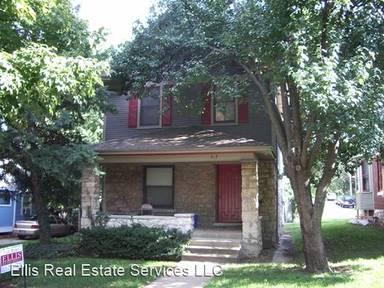 Main picture of 917 W 42nd St