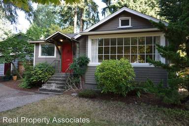 Main picture of 514 N 138th St
