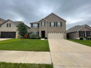 Main picture of 3207 Treyburn Ln