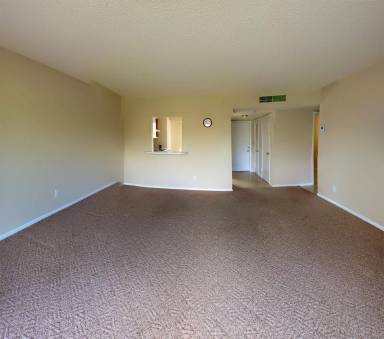 Main picture of 1920 W Lakeview Blvd