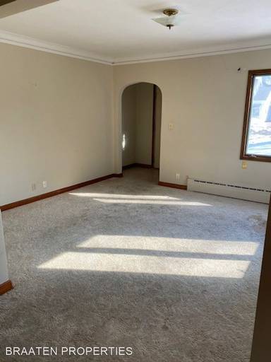 Main picture of 1213 4th St S