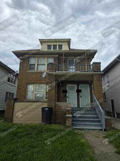 Main picture of 2498 Glendale St