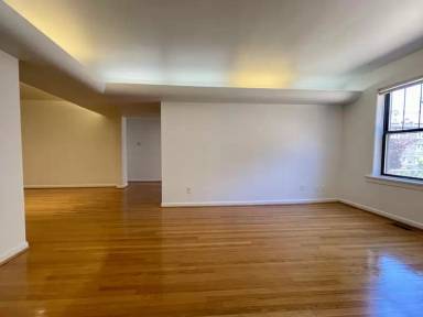 Main picture of 6240 Southwood Ave