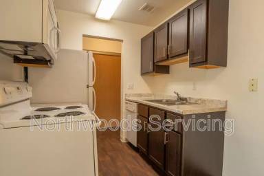 Main picture of 2240 Skillman Ave E