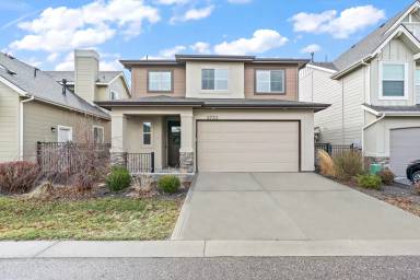 Main picture of 2733 E Decameron Ln