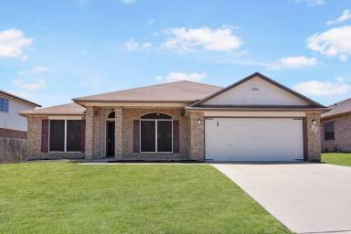 Main picture of 5802 Durango Dr