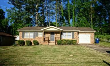 Main picture of 2505 Piney Branch Rd NW