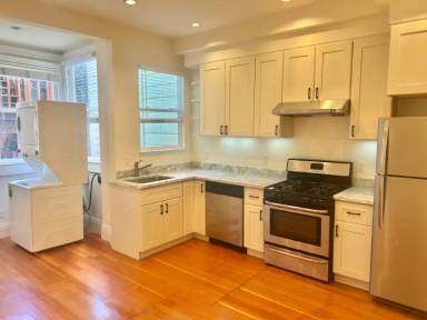 Main picture of 132 Albion St