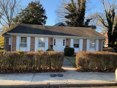 Main picture of 517 1/2 S Main St