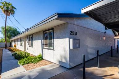 Main picture of 2511 W Hayward Ave