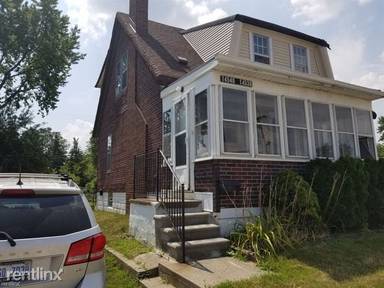 Main picture of 14538 E 9 Mile Rd