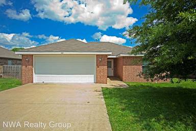Main picture of 655 Olivia Ln