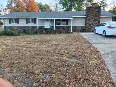 Main picture of 1003 SW 2nd St