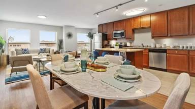 Main picture of ReNew Five Ninety Five