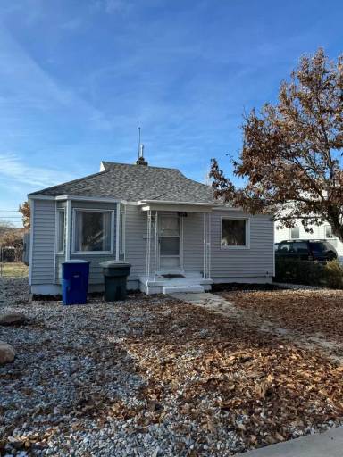 Main picture of 625 Grace Ave