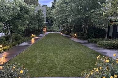 Main picture of 1130 E High St