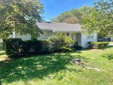 Main picture of 2729 N Delaware Ave