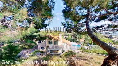 Main picture of 5065 Stonehaven Dr