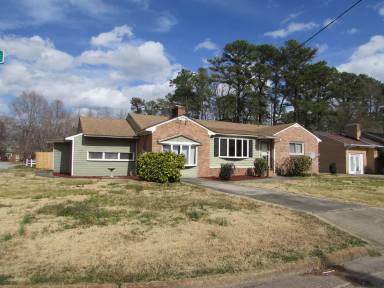 Main picture of 16 Patton Dr