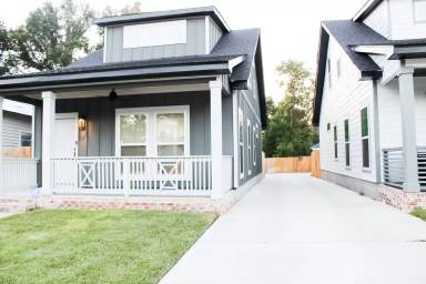 Main picture of 1011 N K St