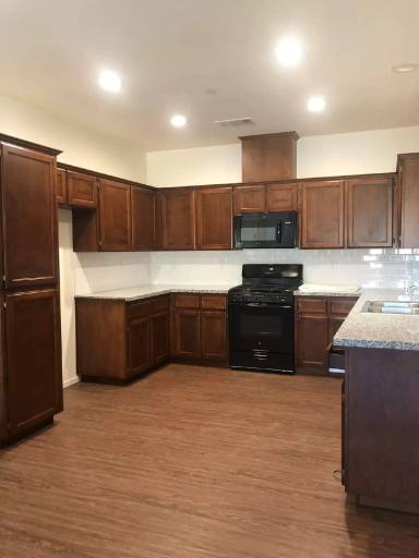 Main picture of 173 E Grand Ave