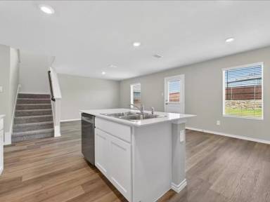 Main picture of 5568 Corduroy Rd