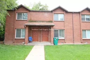 Main picture of 217 E 13th Street - 8