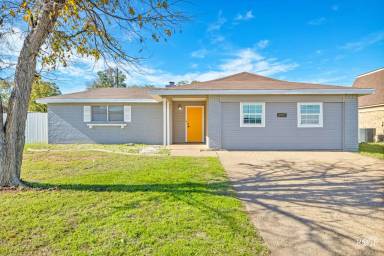 Main picture of 2917 Nueces Dr