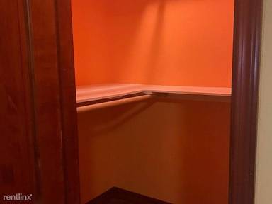 Main picture of 531 W Kenneth Rd