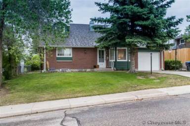Main picture of 518 Montclair Dr