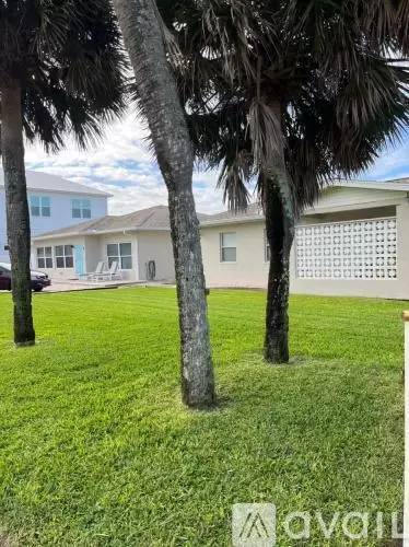 Main picture of 2702 S Atlantic Ave