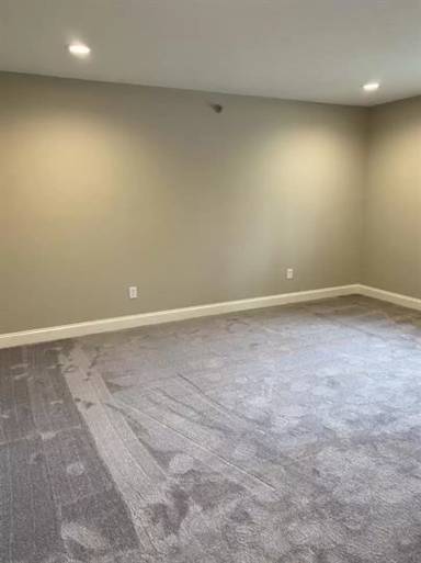 Main picture of 102-116 Goldenrod Dr