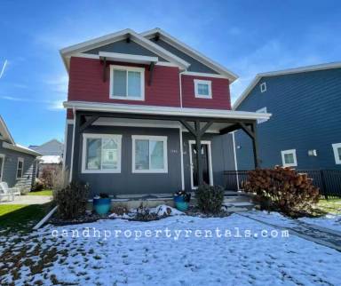 Main picture of 1740 Island View Dr