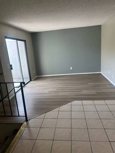 Main picture of 3121 Inland Empire Blvd