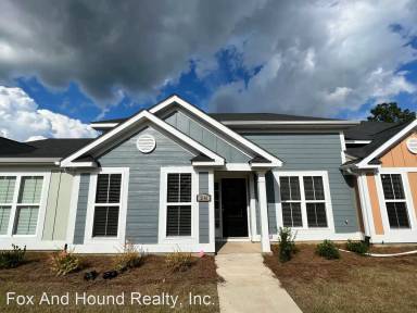 Main picture of 3141 Stanhope Dr