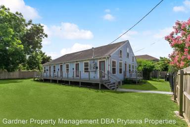 Main picture of 8525 Hickory St
