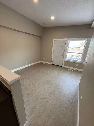 Main picture of 1539 Harrington Loop