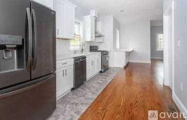 Main picture of 72 Buttonwood St