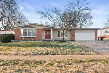 Main picture of 3325 Hermoso Dr