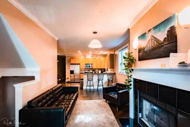 Main picture of 1512 N Campbell Ave