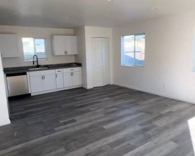 Main picture of 42 West St