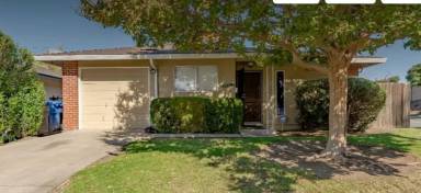 Main picture of 5484 Riverside Blvd