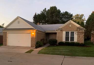 Main picture of 18846 Woods Dr W